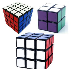 Набір з трьох чорних кубиків Рубіка 4504 фото